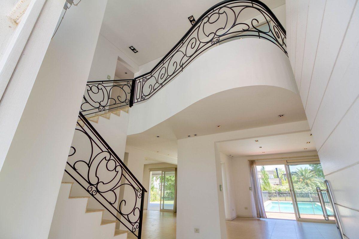Casa en venta 6 ambientes en Barrio Terravista