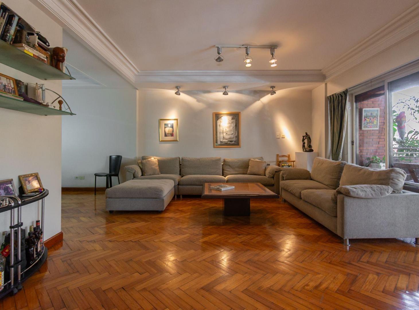 VENTA DTO 4 AMB CON DEP PATIO BALCON COCH COGHLAN