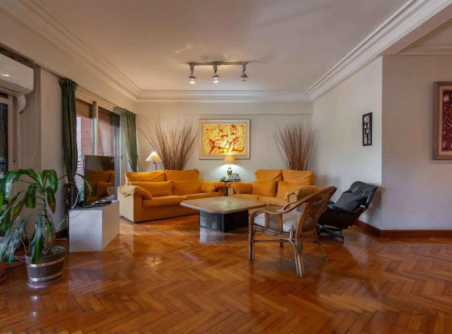 VENTA DTO 4 AMB CON DEP PATIO BALCON COCH COGHLAN 5
