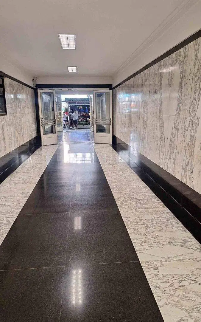 VENTA OFICINA MICROCENTRO AV. DE MAYO / 312 M2 2