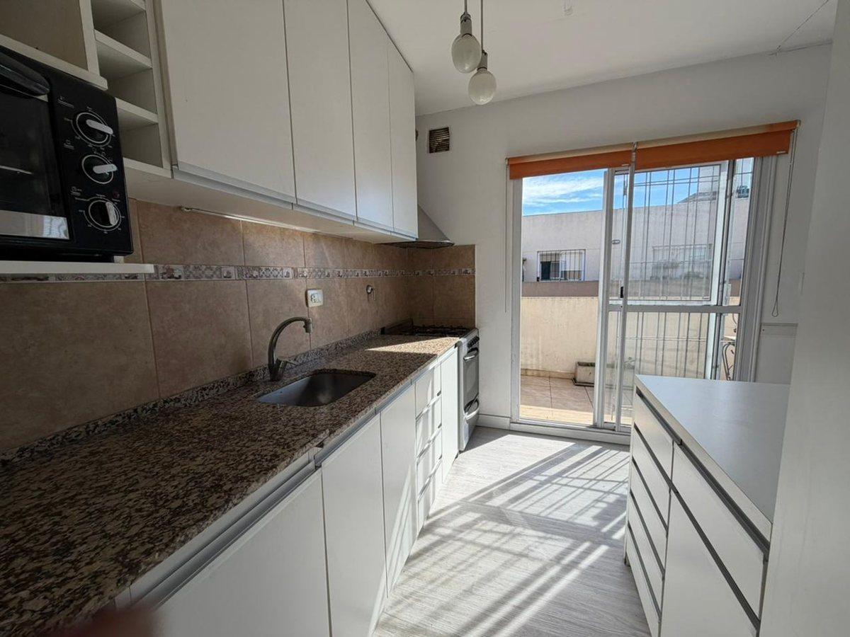 Foto de VENTA PH 3 AMB 2 BALCONES PARRILLA BAULERA R MEJIA, imagen 3