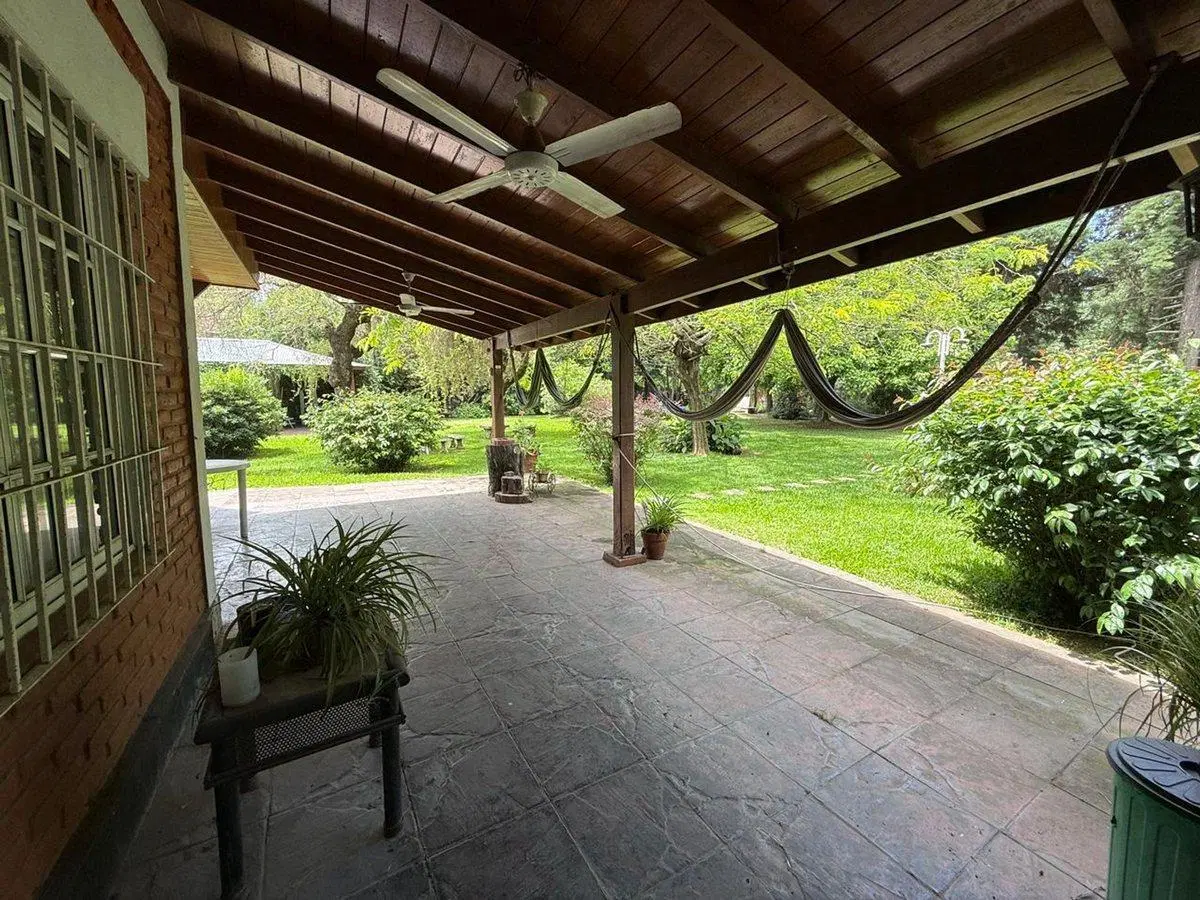 CASA QUINTA 7 AMB VENTA FRANCISCO ALVAREZ PERMUTA 5