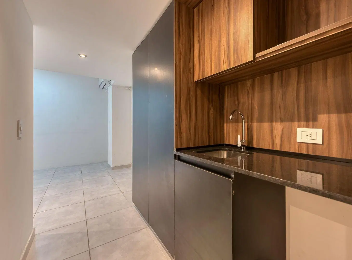 ALQUILER OFICINA/DEPARTAMENTO 65 m2 -  RETIRO 2