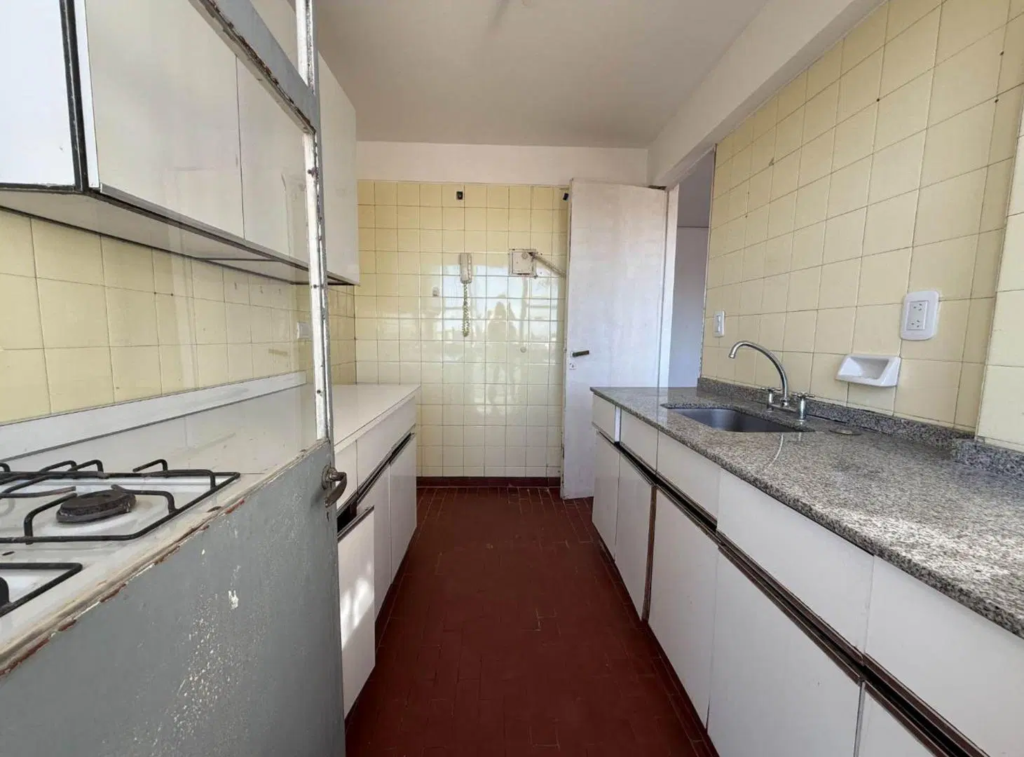 VENTA DEPTO 3 AMB BARRIO NORTE 4