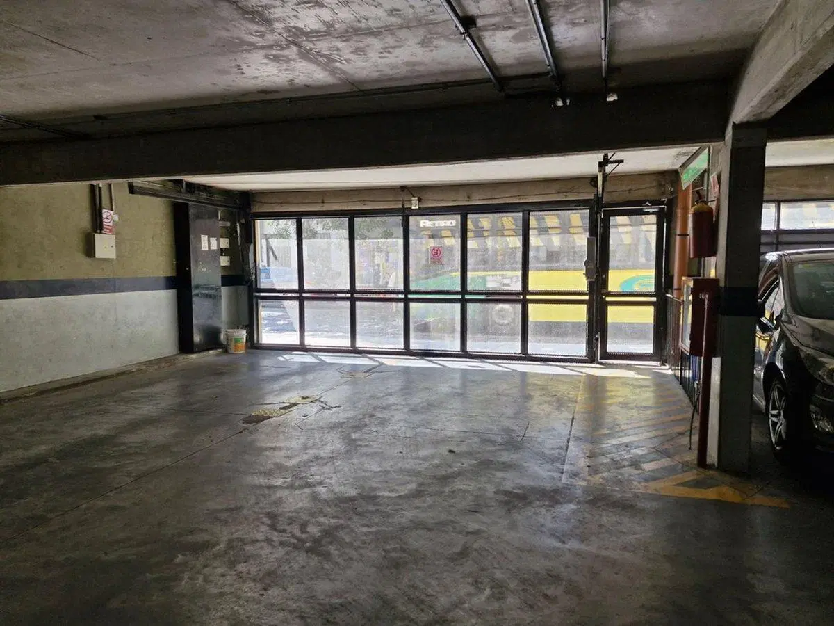VENTA COCHERA IDEAL INVERSOR BALVANERA 5