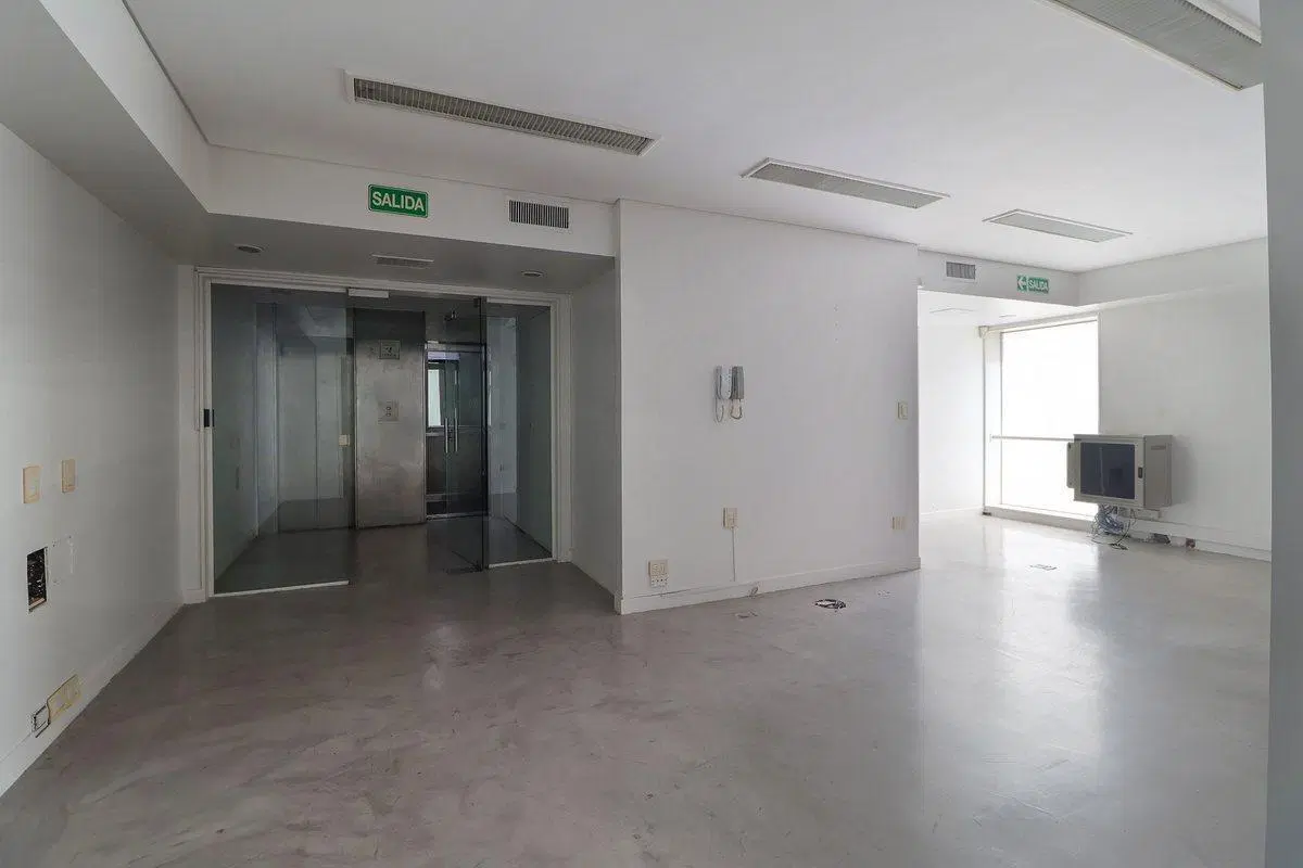 VENTA PISO OFICINA UBIC ESTRATEGICA, OPORTUNIDAD! 5