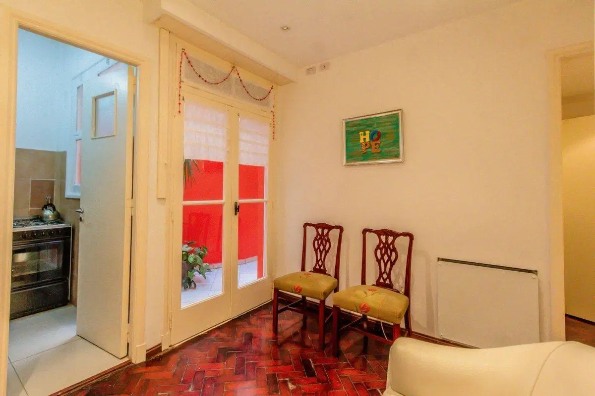 VENTA DEPTO 2 AMB CON PATIO EN BELGRANO LUMINOSO 5