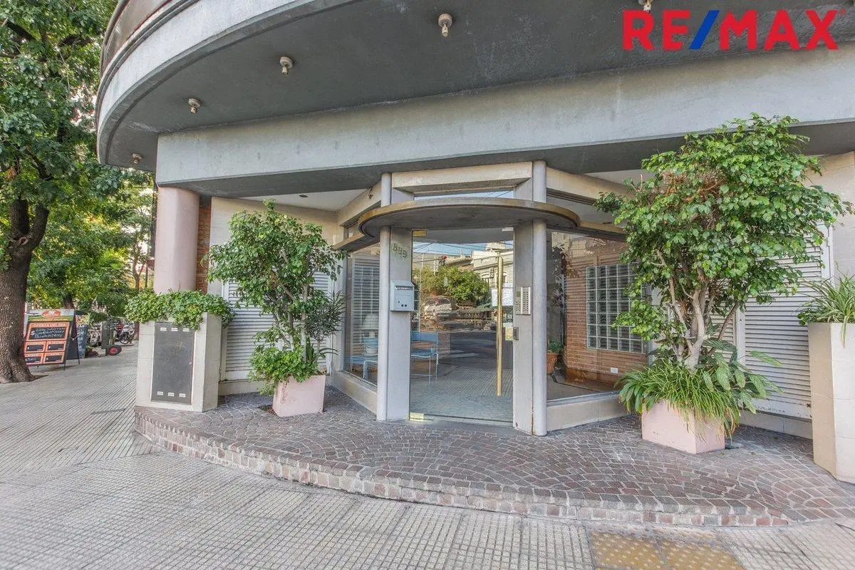 VENTA SEMIPISO 2 COCHERAS 90M2 CABALLITO 4
