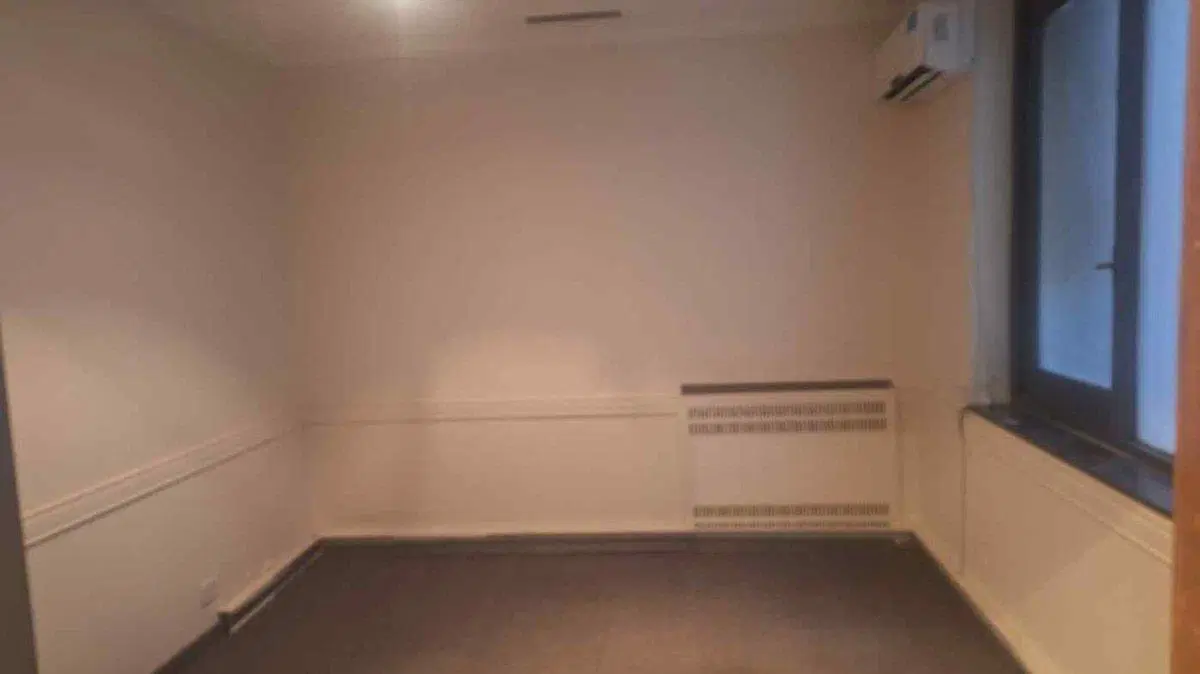 VENTA OFICINA EN MICROCENTRO 80 M2 8