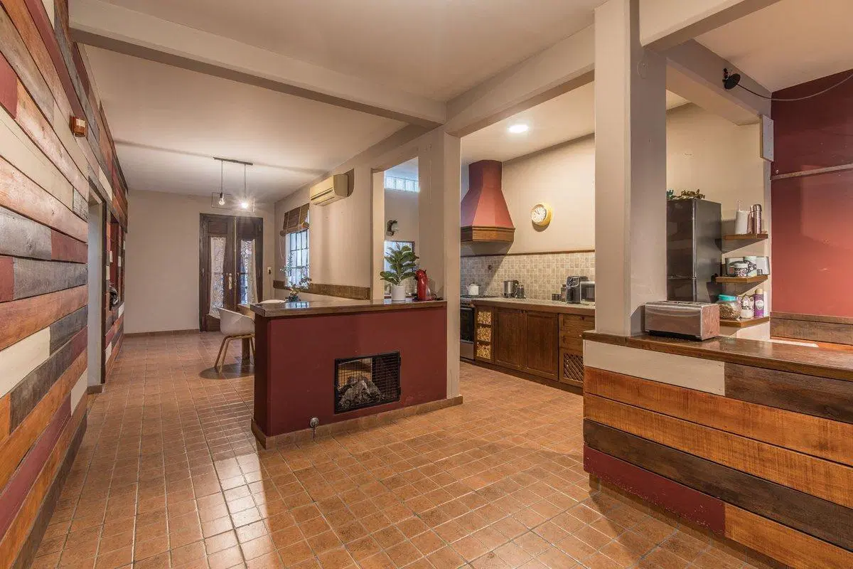 VENTA CASA 4 AMBIENTES CASEROS 2