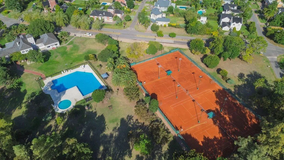 Casa de 4 amb en Campos de Alvarez | Acep. Permuta 3