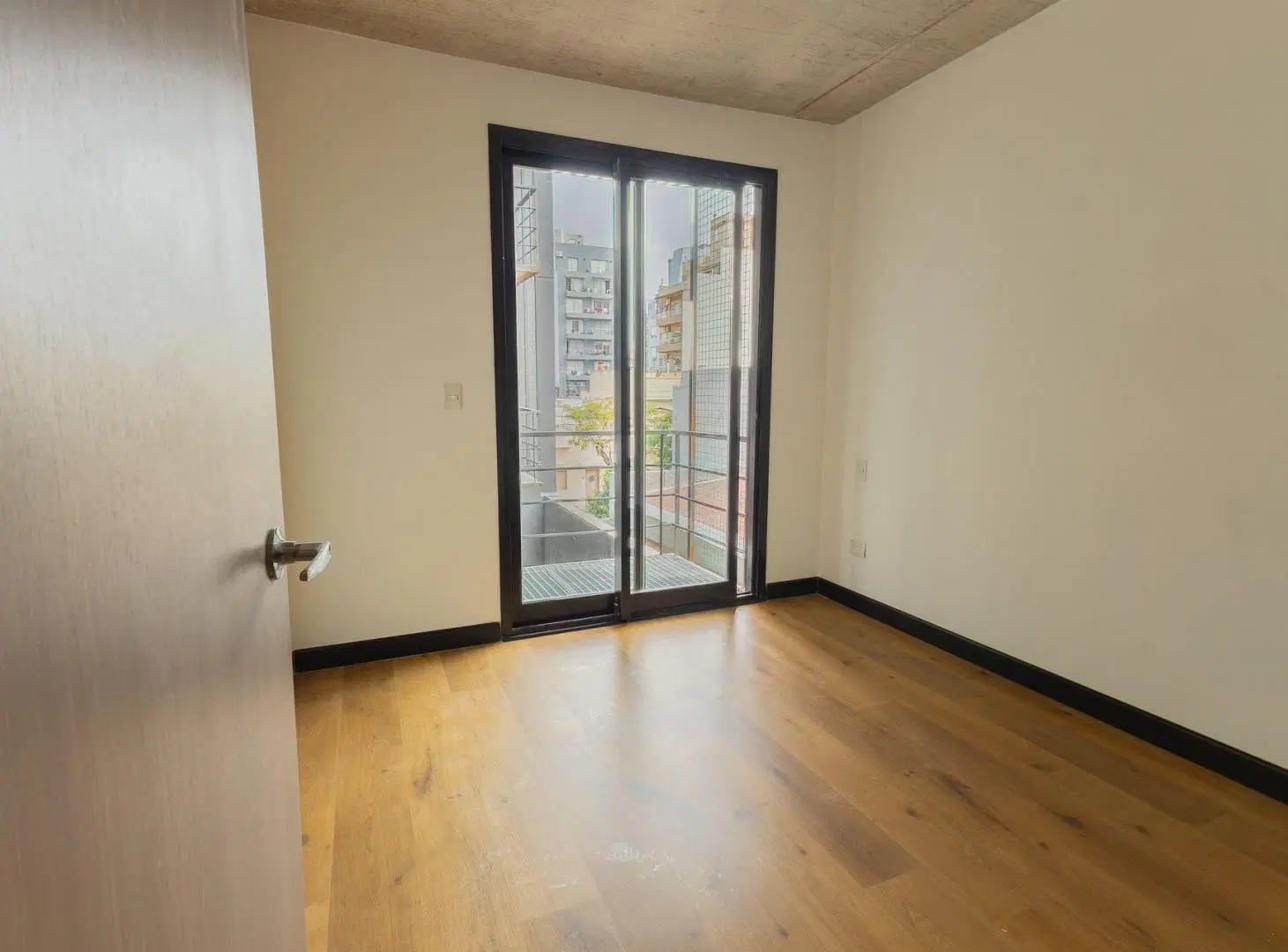 Venta semipiso Premium 3 Amb c/ Parilla V. Luro 8