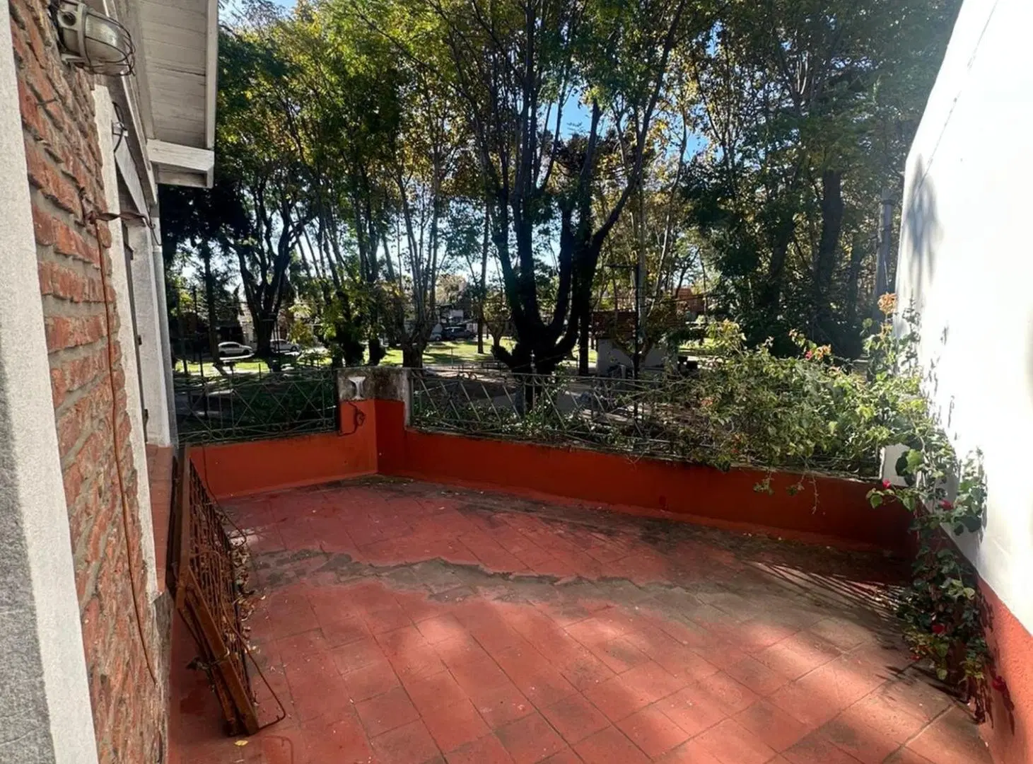 Chaco al 300 San Isidro frente a Plaza Alsina 6
