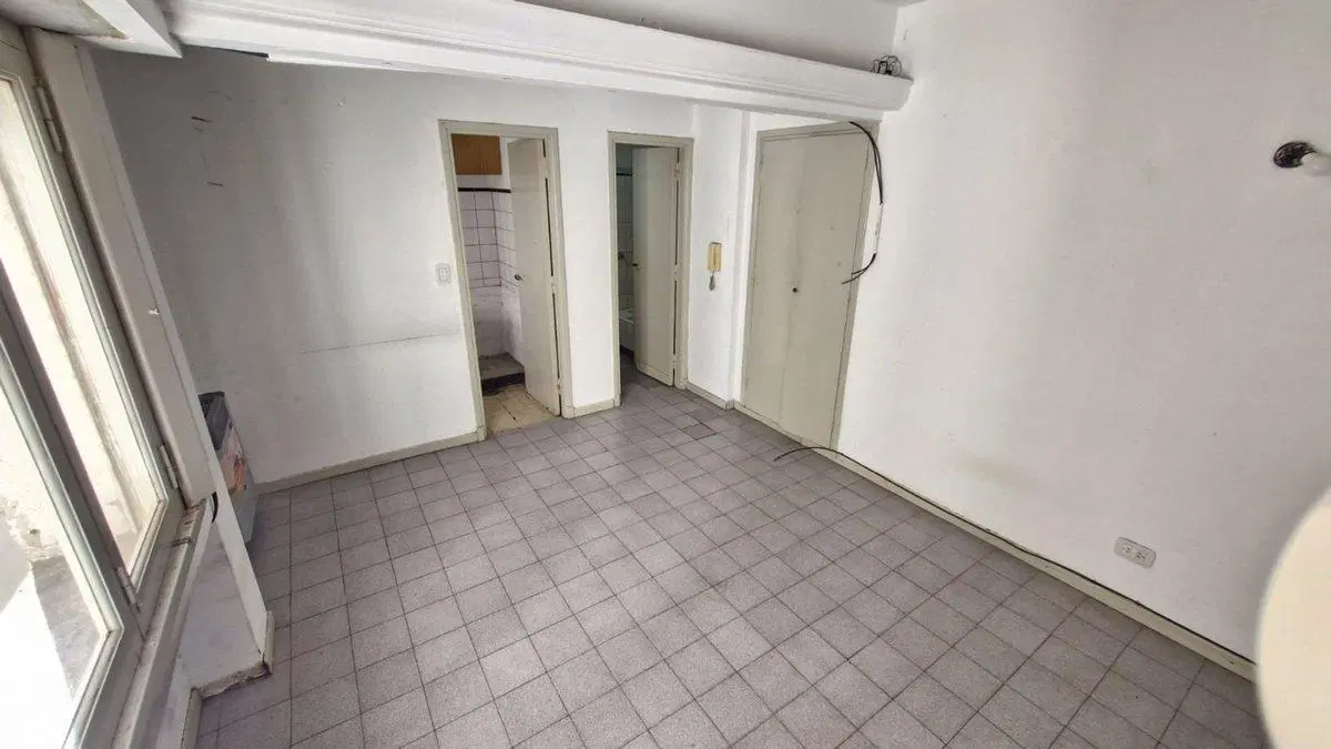 VENTA MONOAMBIENTE BALVANERA 8