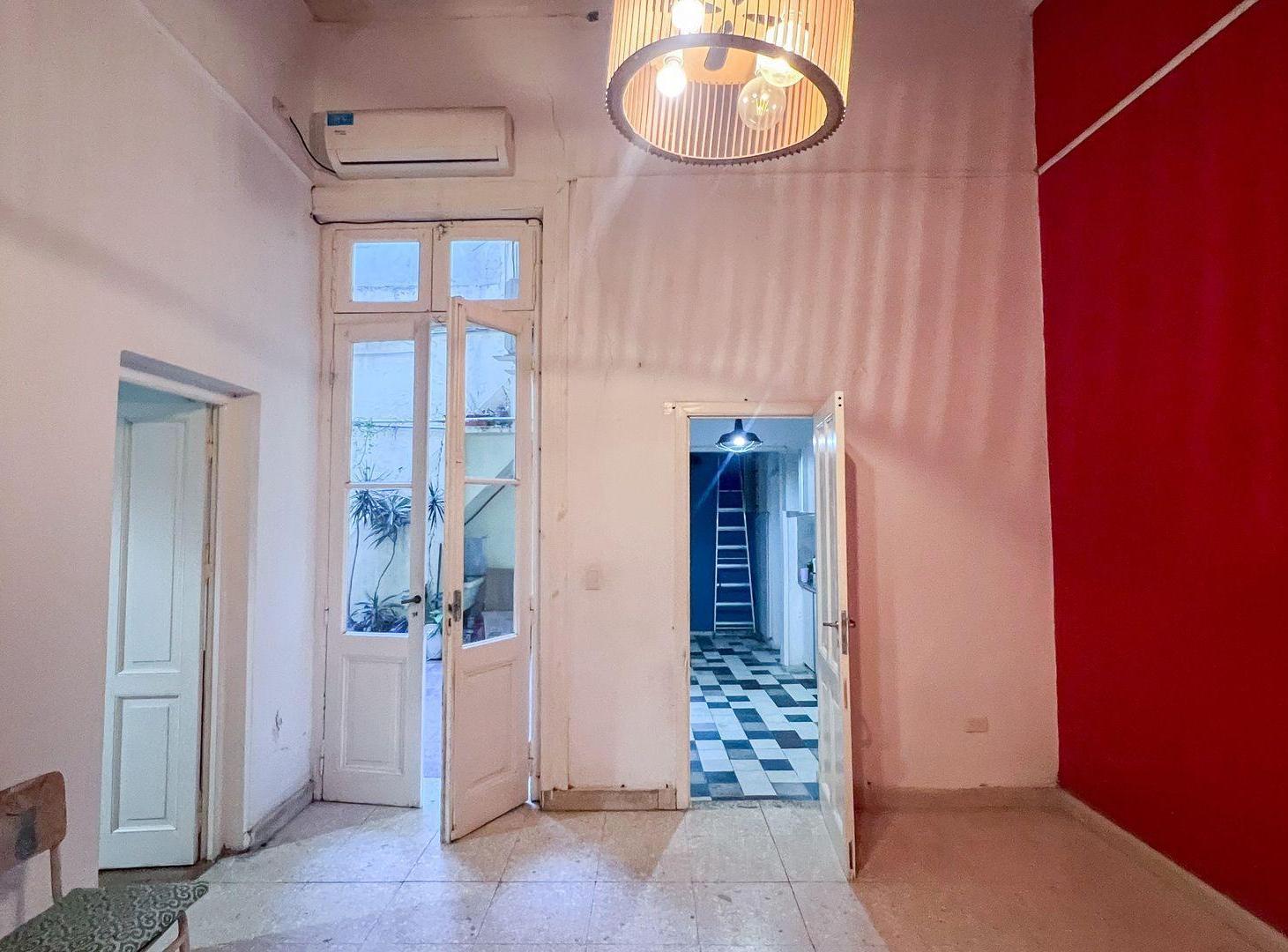 Foto de Venta PH 3 amb con PATIO en Almagro bajas expensas, imagen 1