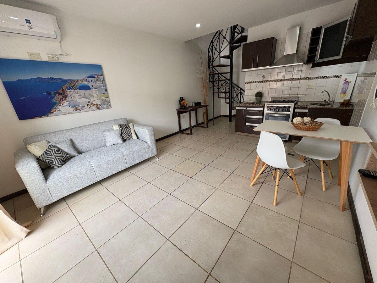 Foto de Venta Duplex 2 Amb Excelente V Urquiza Financia, imagen 2