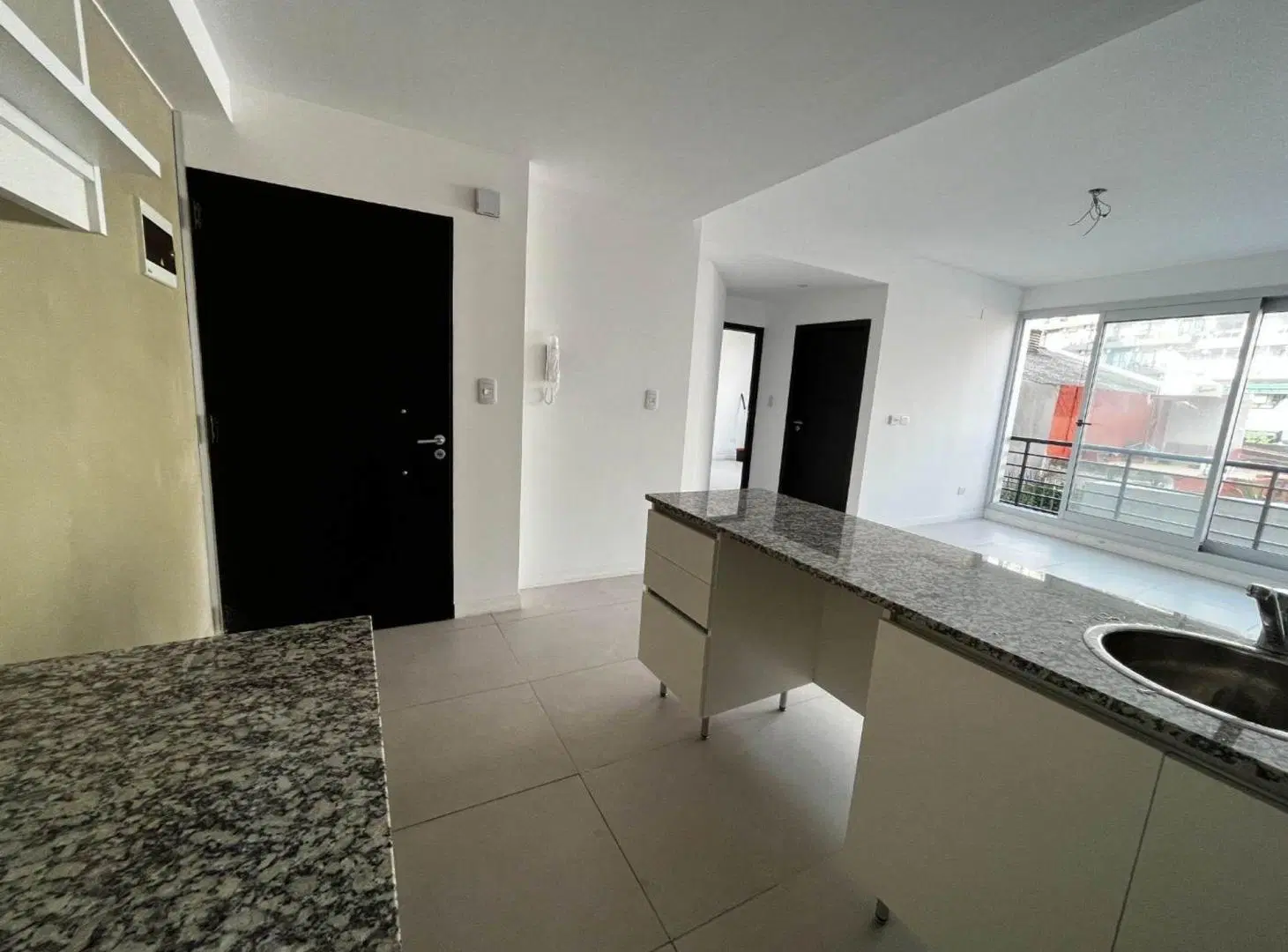 VENTA DEPTO 2 AMB + LOCAL/DEPOSITO- APTO CREDITO 5