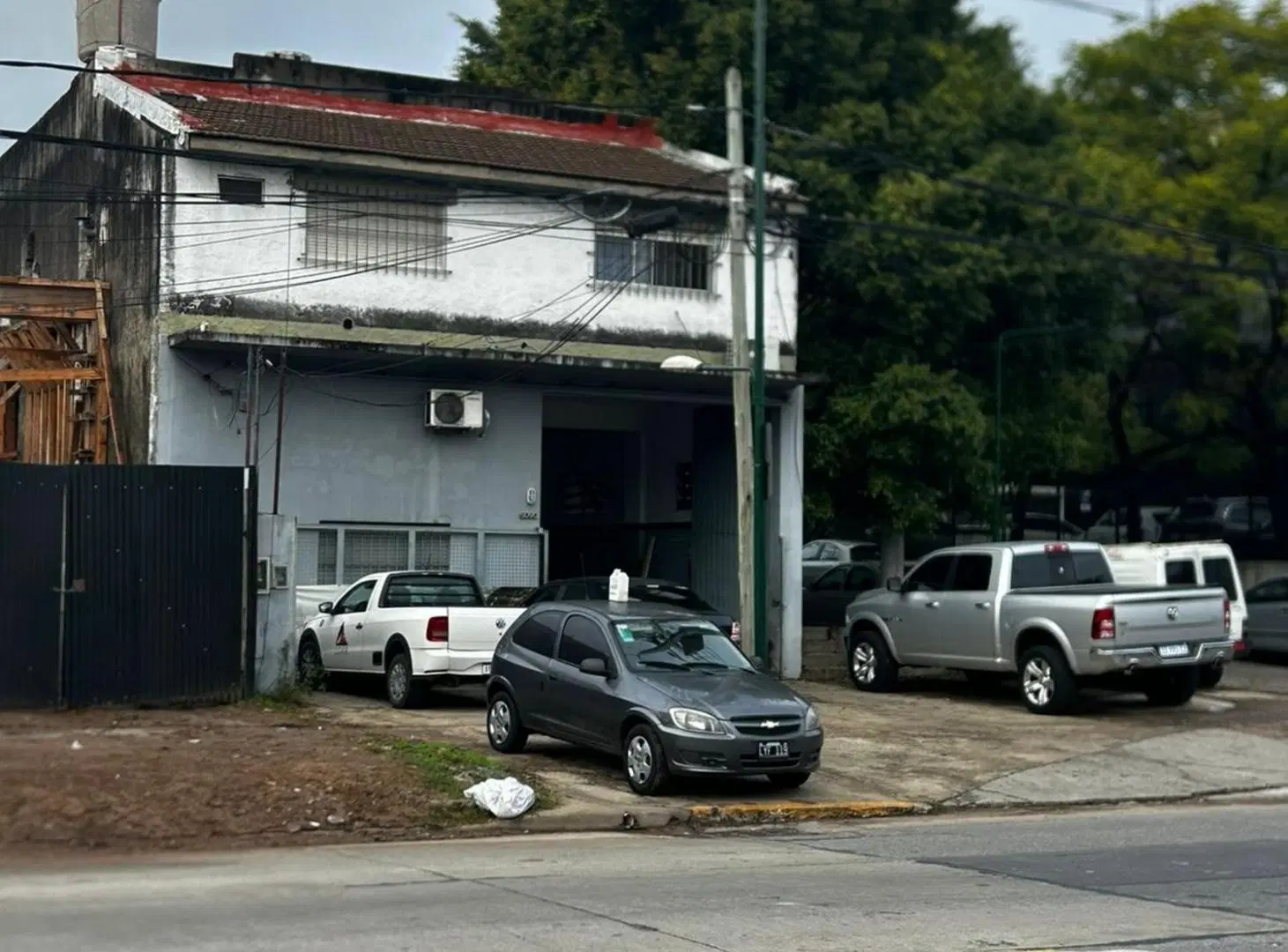 VENTA TALLER/GALPÓN BECCAR + 7 MONOAMBIENTES INDEP 4
