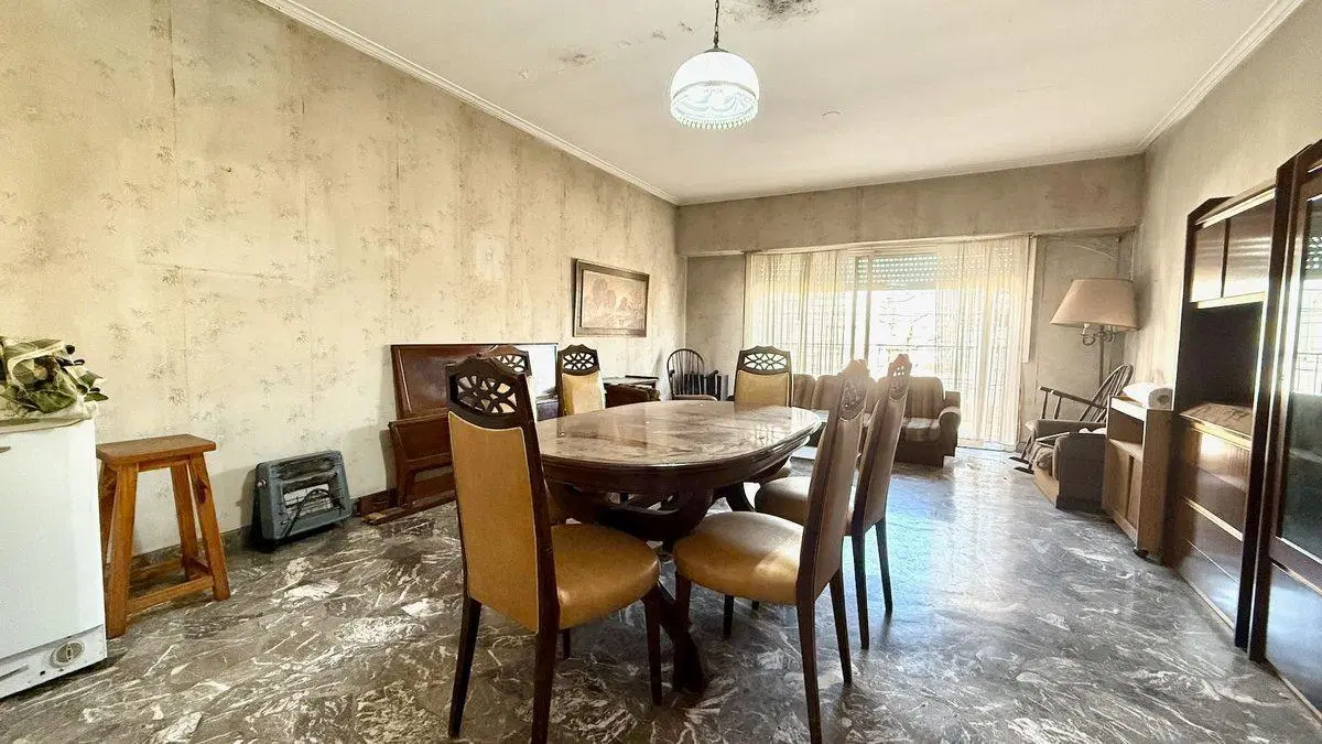 Venta en Block Casa y Local en Estrada Villa Maipu 8