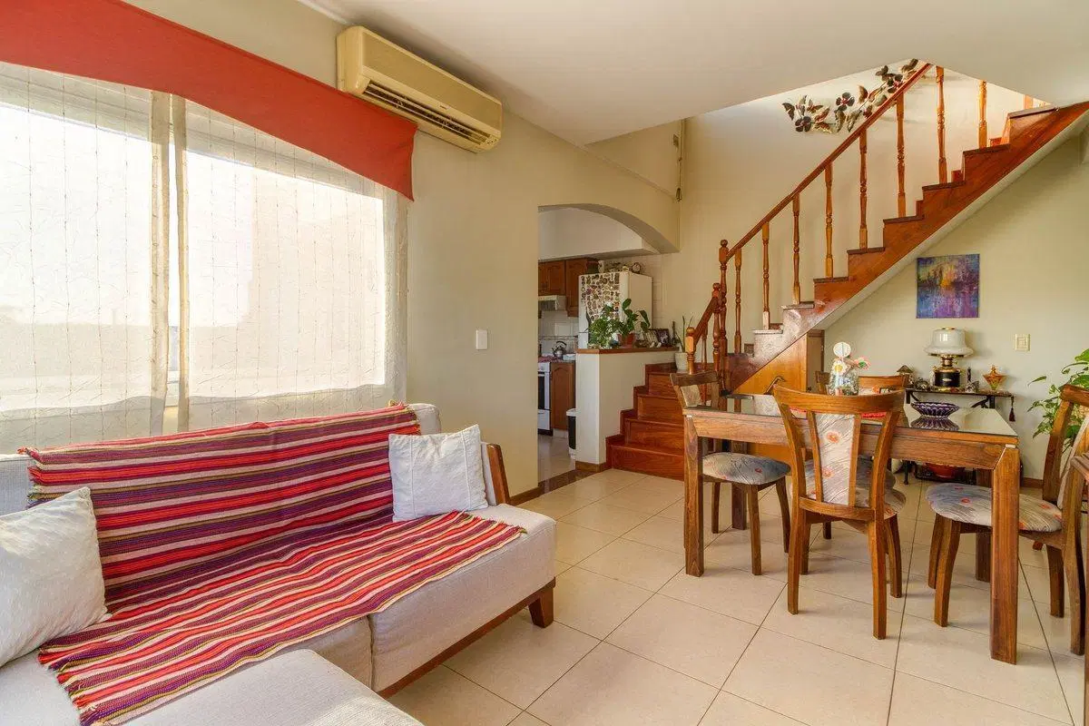 Venta Departamento 4 amb + Cochera Ramos Mejia 2