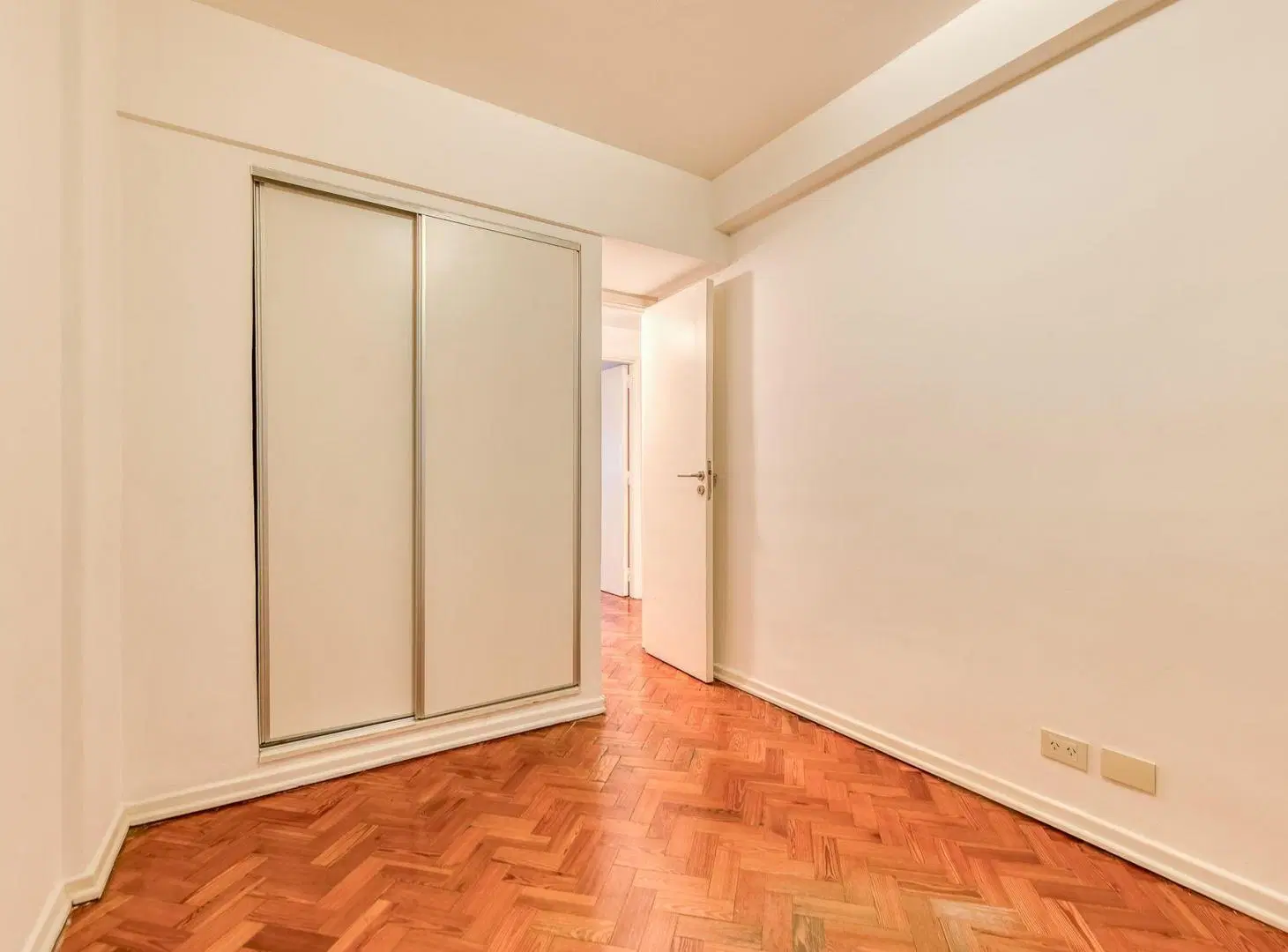 VENTA DEPARTAMENTO 3 AMBIENTES RECOLETA 8