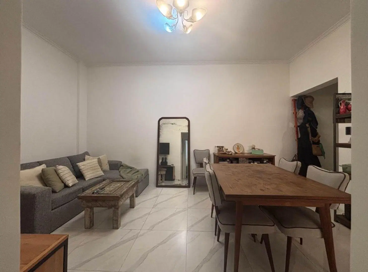 VENTA DEPTO 2 AMB. con dependencia PB AVELLANEDA 4