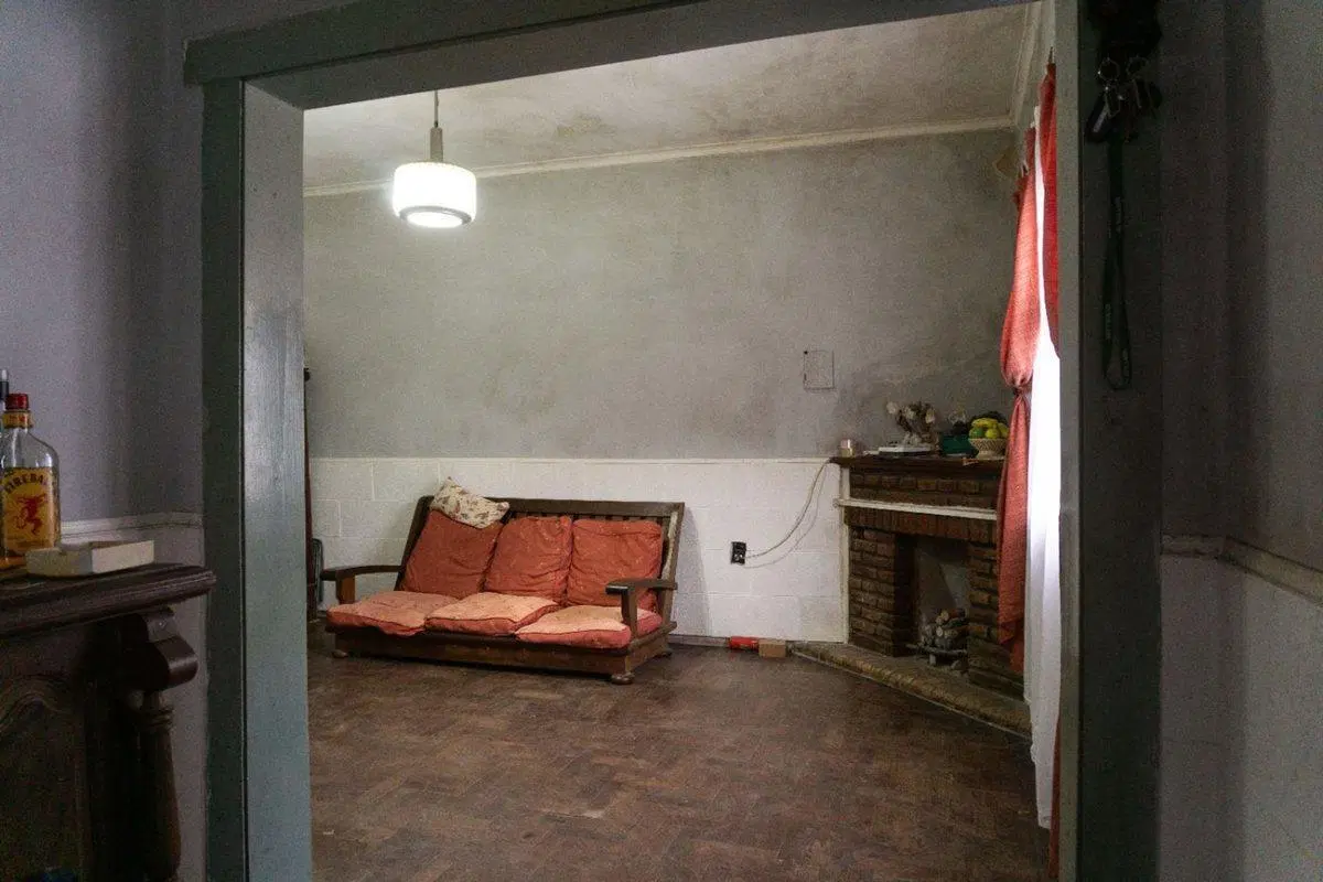Casa 4 amb. con lote propio y gran fondo - Quilmes 3