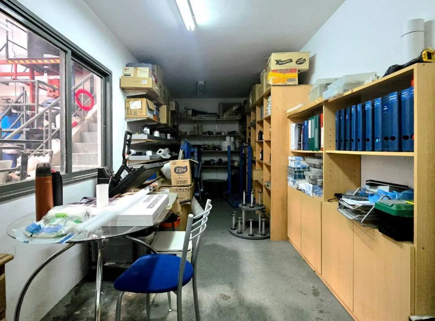 VENTA GALPÓN CON OFICINAS BARRACAS 8