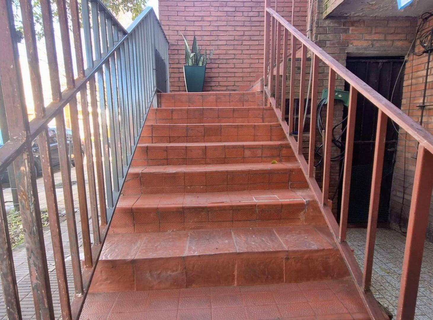 Foto de VENTA PH 4 AMB VTE LOPEZ CARAPACHAY SIN EXPENSAS, imagen 5