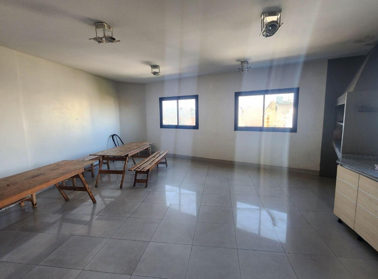 Foto de VENTA DEPTO MONO VILLA PUEYRREDON BALCÓN PARRILLA, imagen 4