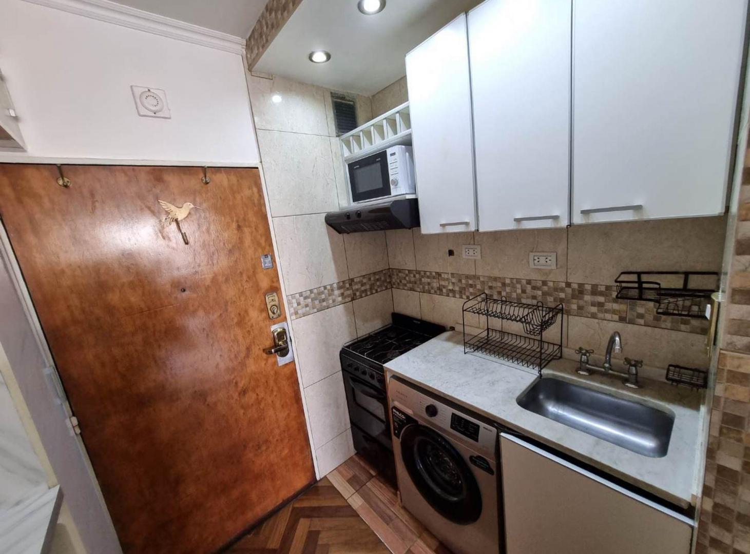 Foto de VENTA MONOAMBIENTE IMPECABLE-AL FRENTE- MONSERRAT, imagen 3
