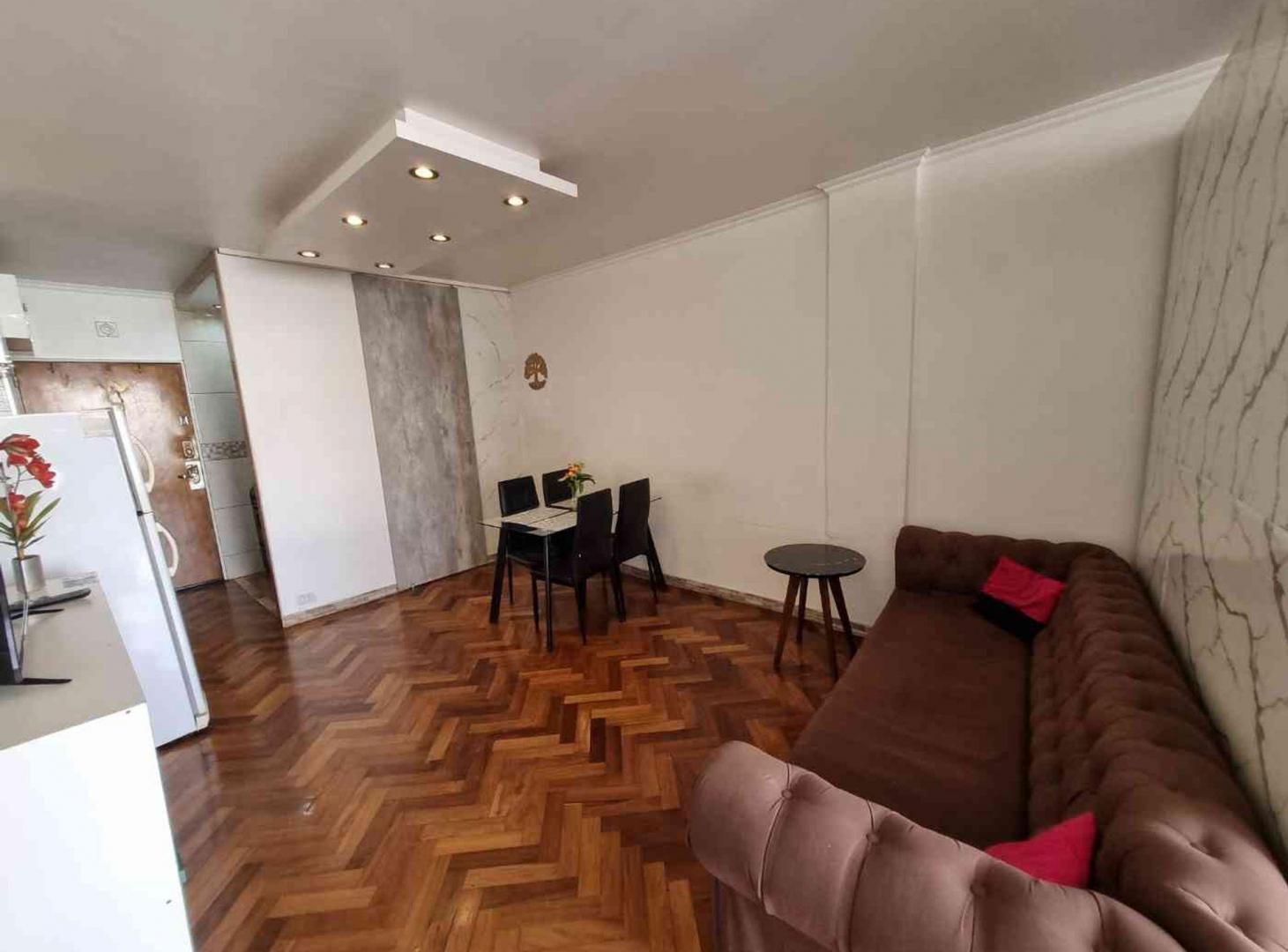 Foto de VENTA MONOAMBIENTE IMPECABLE-AL FRENTE- MONSERRAT, imagen 2