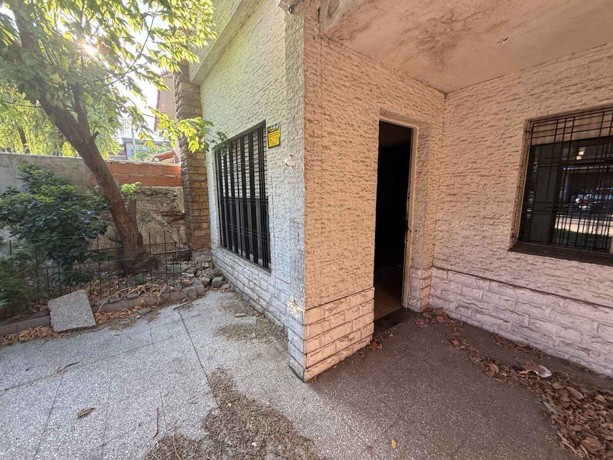 Foto de VENTA PH A REFACCIONAR 130M2 VILLA SARMIENTO, imagen 1