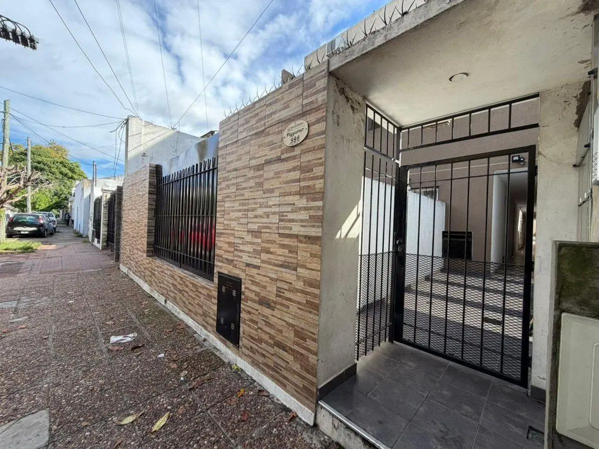 VENTA PH 3 AMB 2 BALCONES PARRILLA BAULERA R MEJIA 3