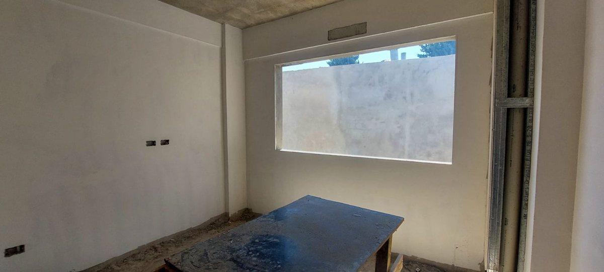 Foto de VENTA TRES A AMBIENTES en Monte Castro a estrenar, imagen 4
