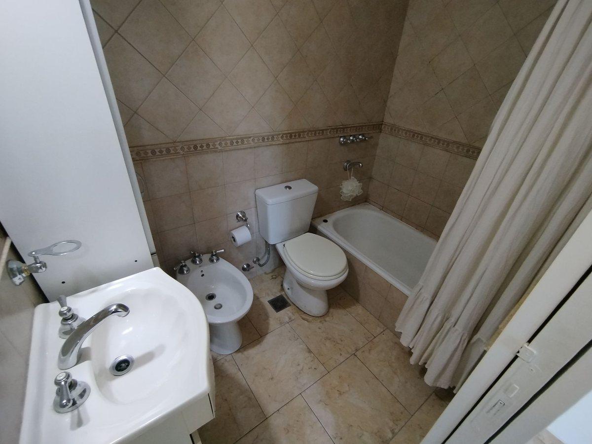 Foto de VENTA PH 2 AMB CON COCHERA Y TERRAZA APTO CREDITO, imagen 4