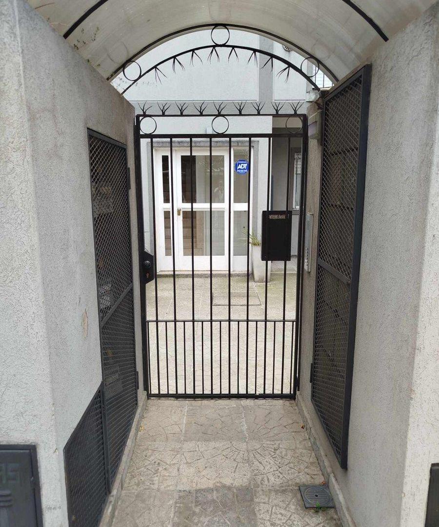 Foto de VENTA PH 2 AMB CON COCHERA Y TERRAZA APTO CREDITO, imagen 3