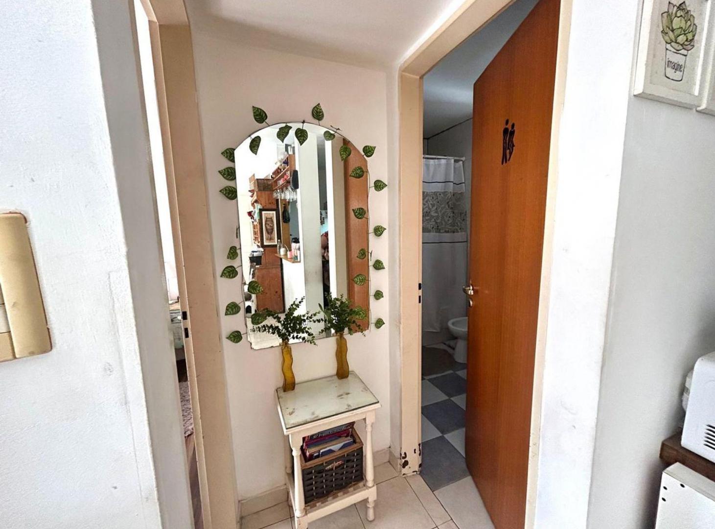 Foto de VENTA PH 3 AMBIENTES PB Y PATIO VILLA GRAL. MITRE, imagen 3