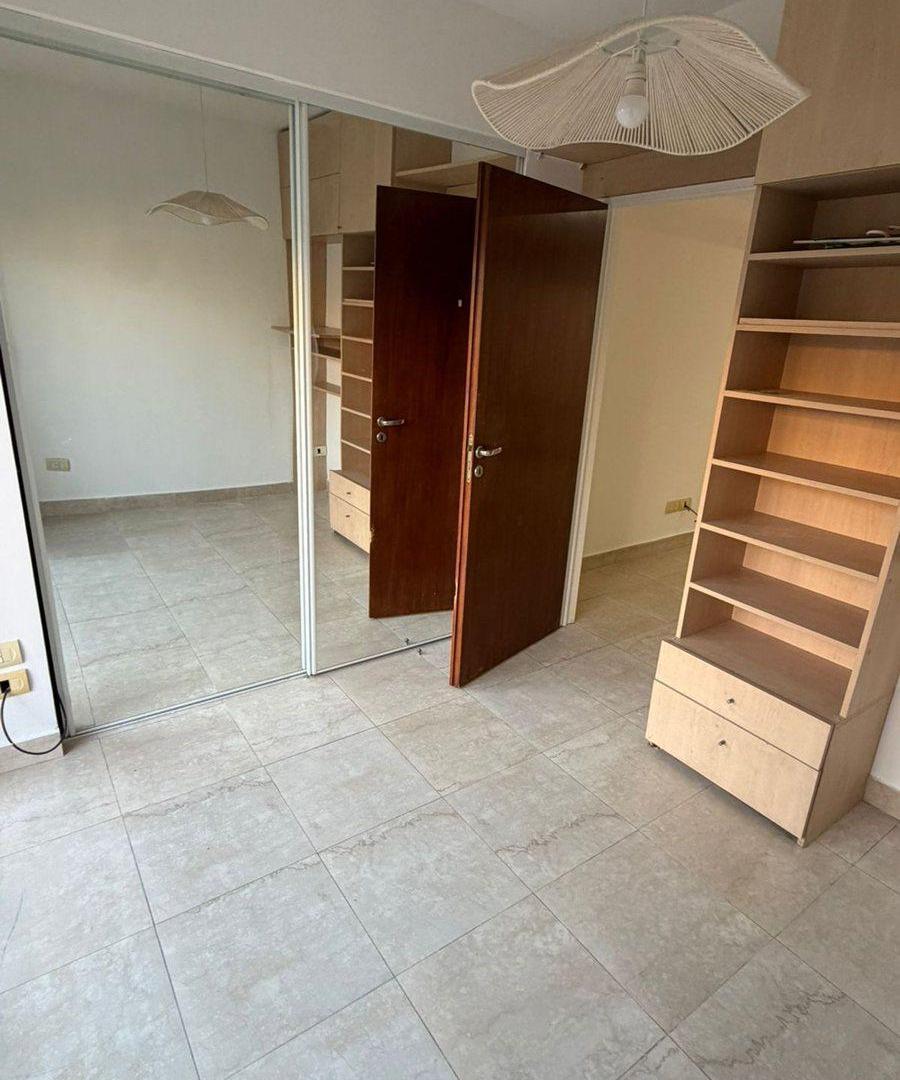 Foto de VENTA DEPARTAMENTO 2 AMB AL FRENTE EN SAAVEDRA, imagen 1