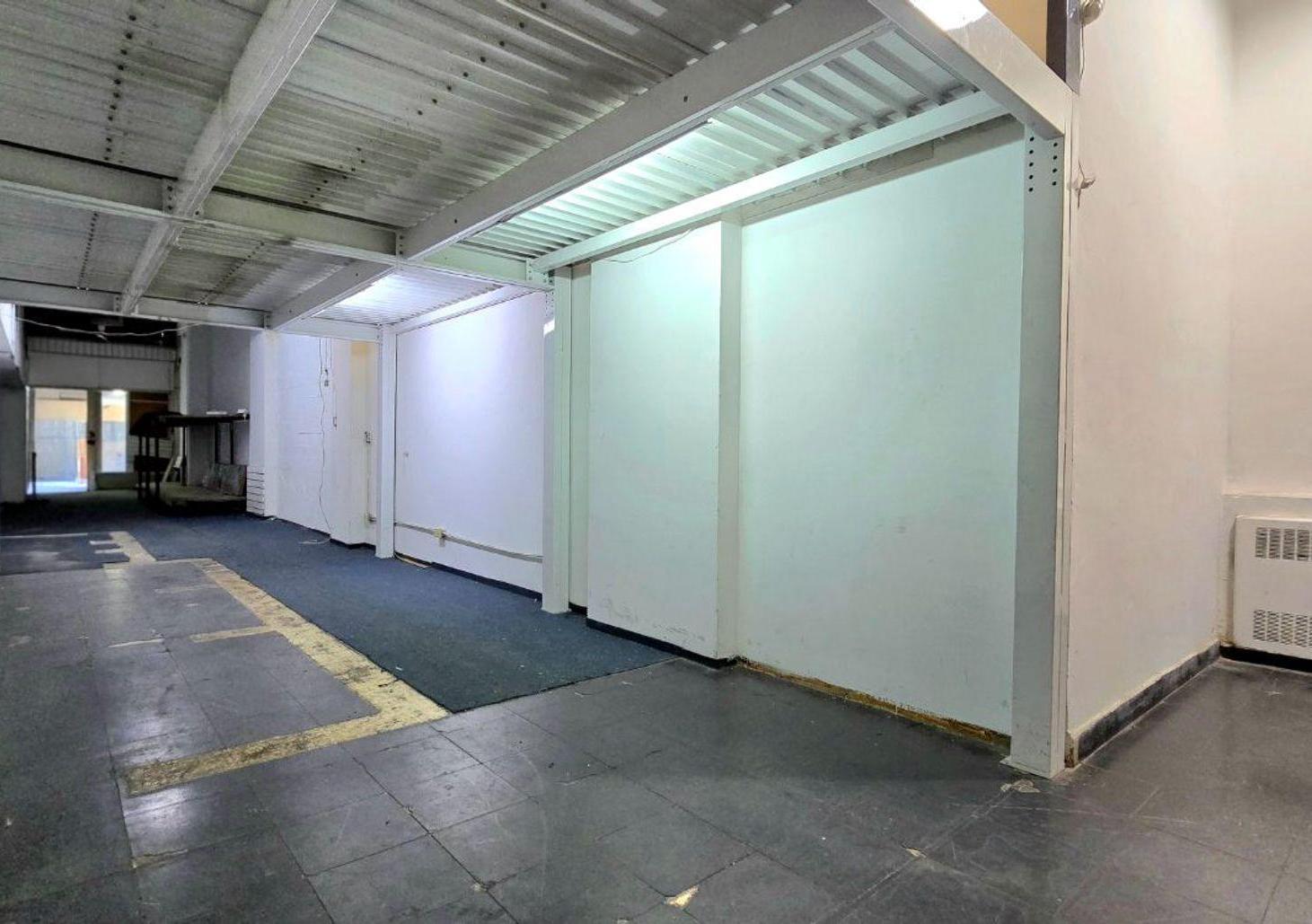 Foto de Venta Local 205 m2 totales deposito San Nicolas, imagen 2