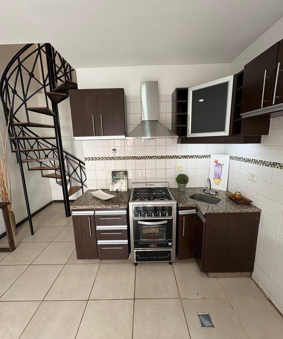 Foto de Venta Duplex 2 Amb Excelente V Urquiza Financia, imagen 2