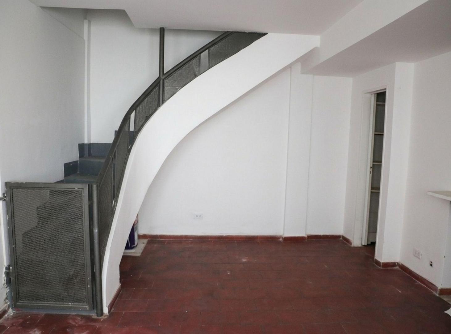 Foto de VENTA PH CASTELAR 3 AMBIENTES APTO CREDITO, imagen 1