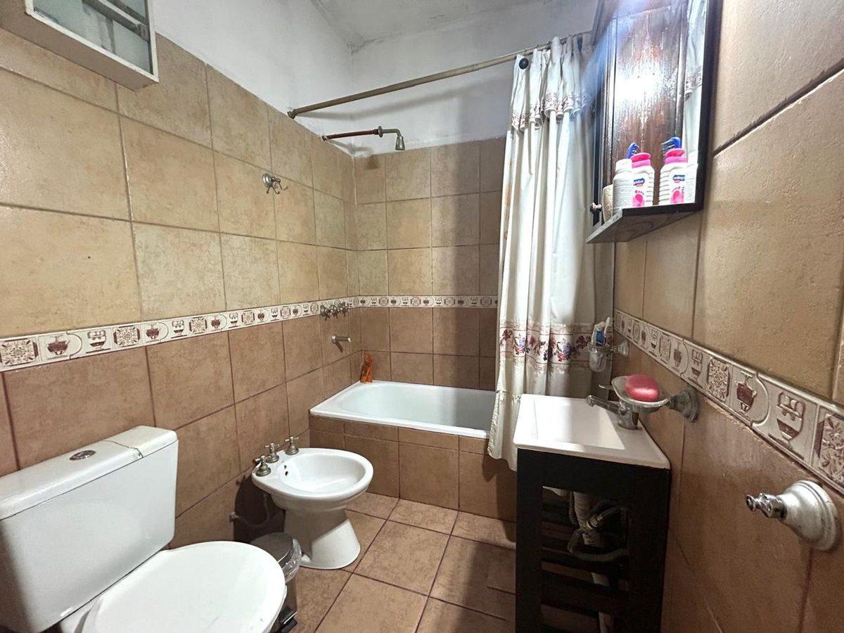 Foto de VENTA CASA 5 AMBIENTES EN SAN MARTIN, imagen 4