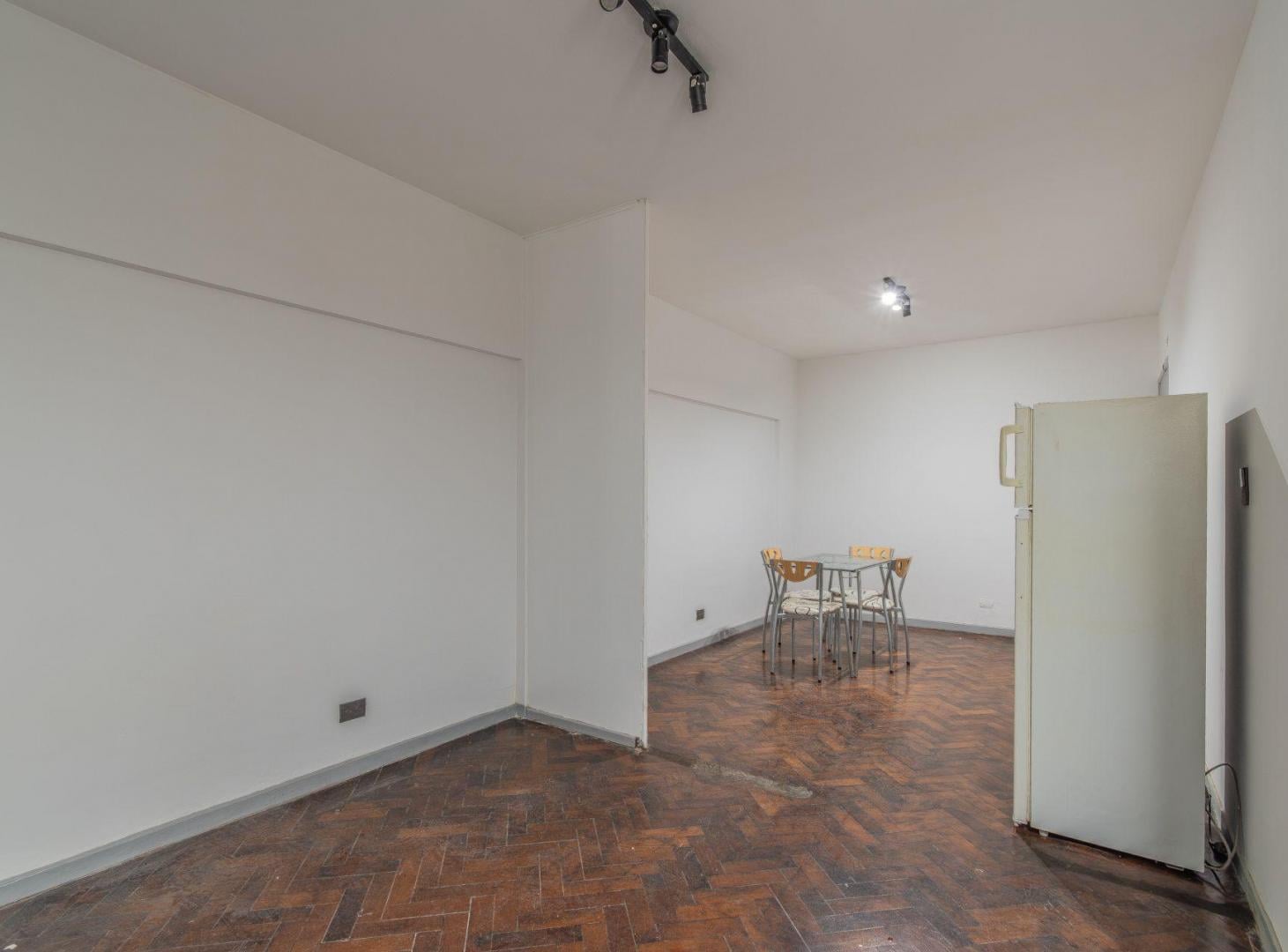 Foto de VENTA DEPARTAMENTO MONOAMBIENTE C/ PATIO BALVANERA, imagen 5