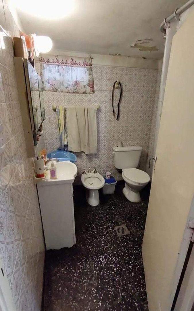 Foto de VENTA CASA 3 AMB. CON LOCAL Y MONOAMB DON TORCUATO, imagen 3