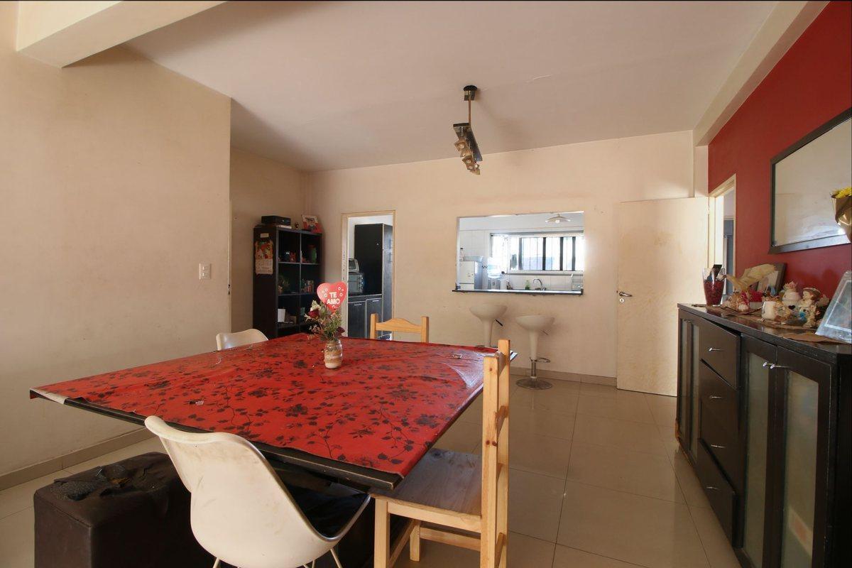 Foto de VENTA PH 4 AMB. CON COCHERA VILLA SAENZ PEÑA, imagen 5