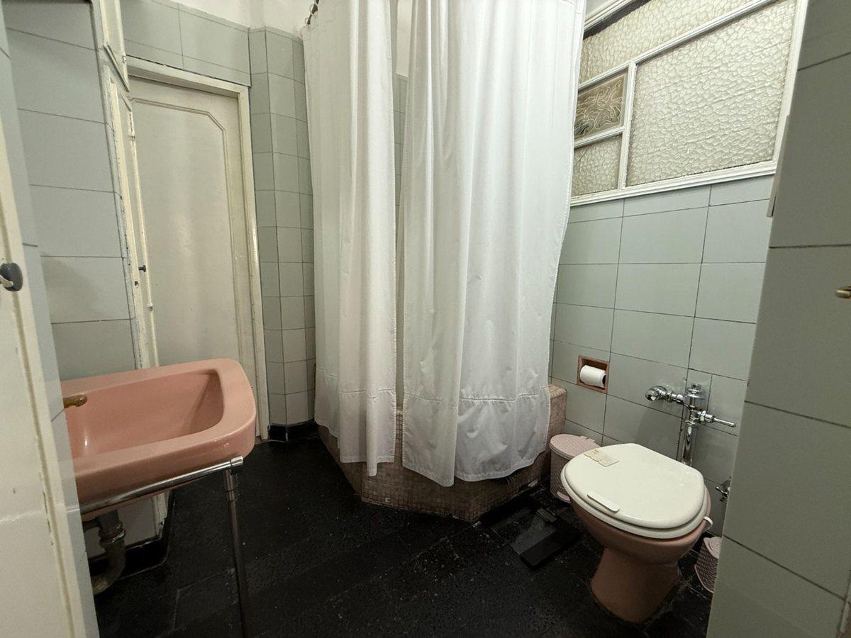 Foto de VENTA DEPARTAMENTO 4 AMB RECOLETA APTO CREDITO, imagen 1