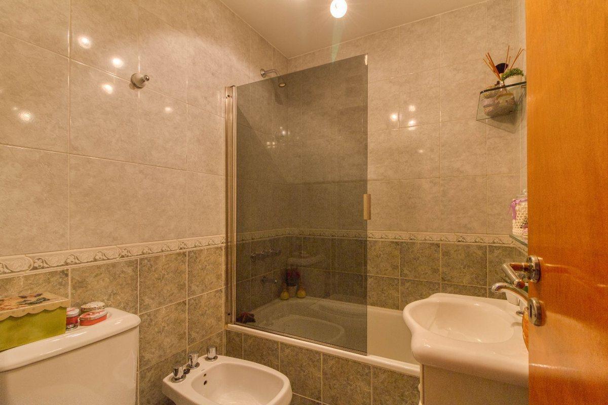 Foto de Venta Departamento 4 amb + Cochera Ramos Mejia, imagen 4