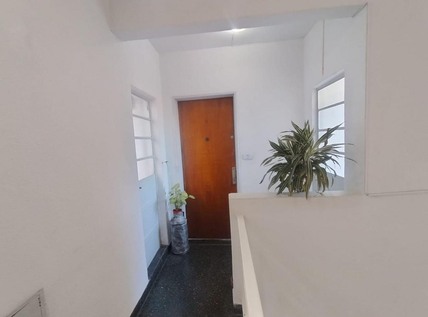 Foto de VENTA DPTO 3 AMBIENTES PATIO PROPIO APTO CREDITO, imagen 4