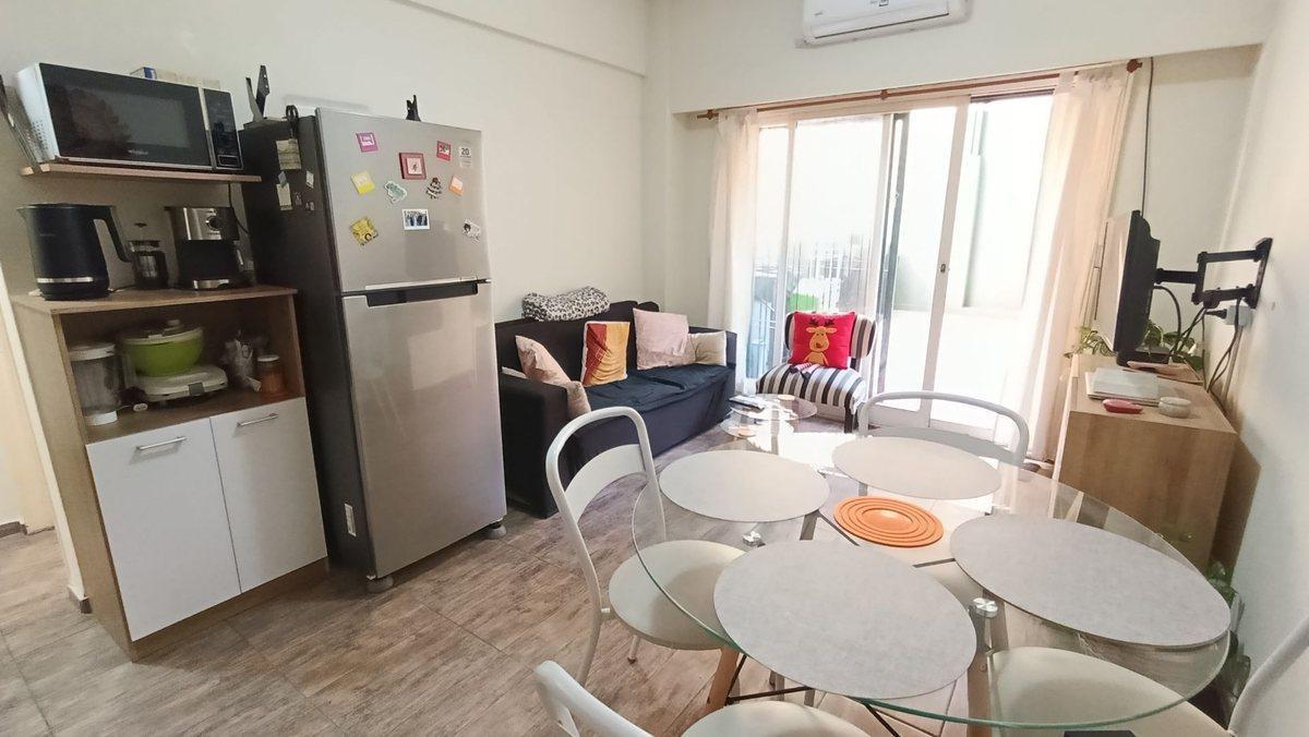 Foto de VENTA 2 AMBIENTES 48 M2 CON PATIO SAN NICOLAS, imagen 4